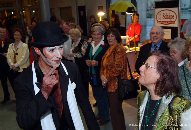 Faust auf Faust 2008 - Bild 30
 (Ein Klick auf das Bild bringt Sie auf die vorherige Seite)