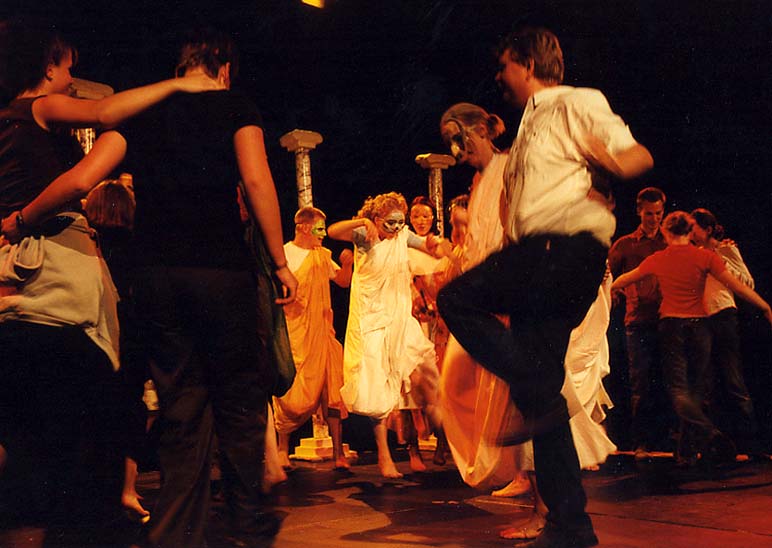 8. Schultheaterfest - Bild 96
 (Ein Klick auf das Bild bringt Sie auf die vorherige Seite)
