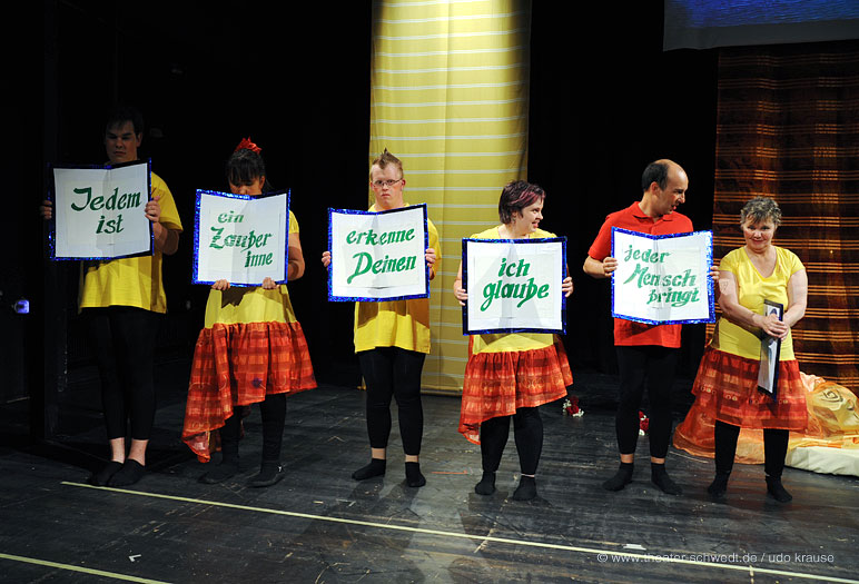 ... wenn es anders kommt ... / B�renherz, Theatergruppe der Lebenshilfe Schwedt, Kreisvereinigung Uckermark
 (Ein Klick auf das Bild bringt Sie auf die vorherige Seite)
