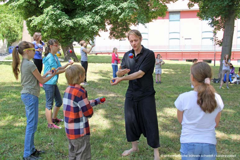 Werkstatt: Jonglieren lernen - Leitung: Peter Borth