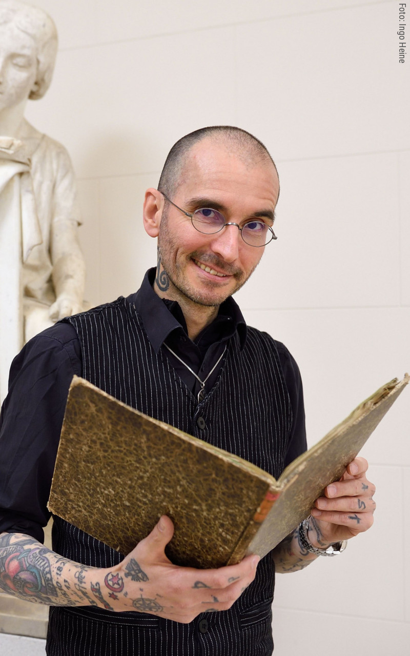 Dr. Mark Benecke „Insekten auf Leichen“ - 6. November 2021 19:30 Uhr - Großer Saal