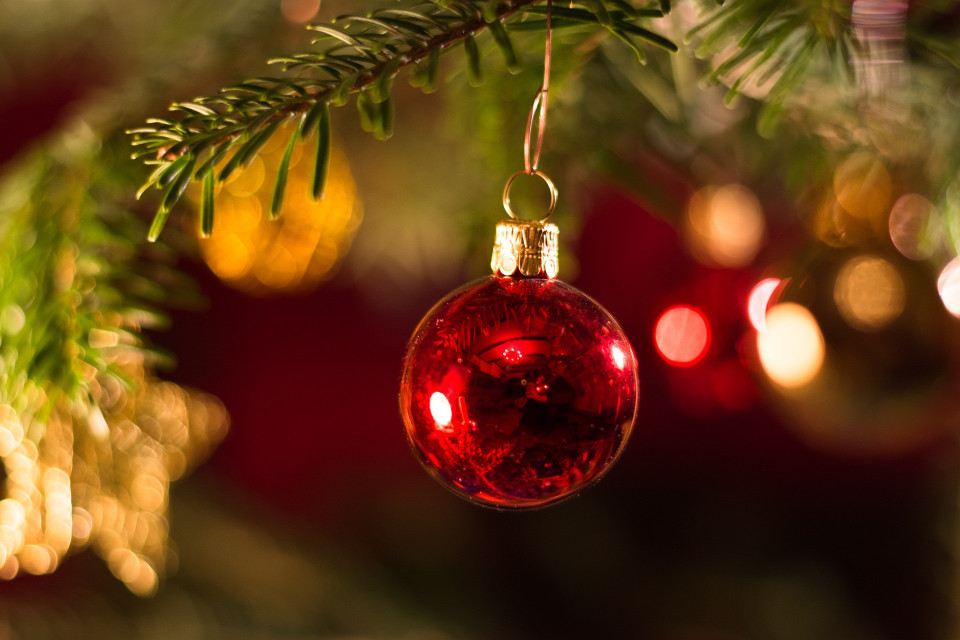 Eine schöne Weihnachtszeit und einen guten Rutsch!