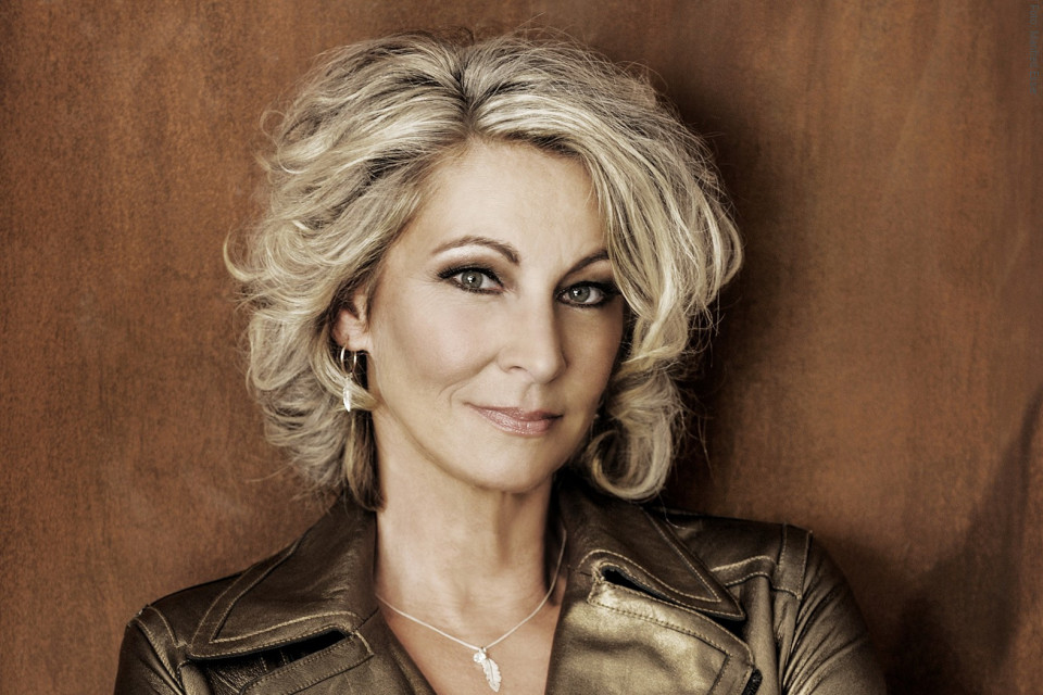 Claudia Jung - HAUTNAH 2027