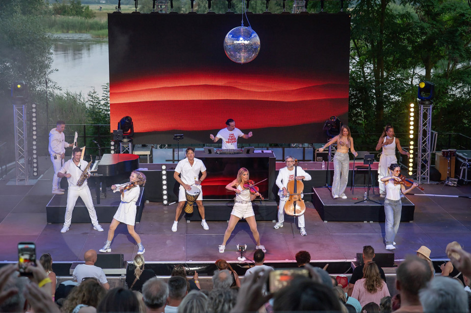 Alex Christensen & Friends - Classical 80's & 90's Dance Show auf der Odertalbühne - ©Oliver Voigt – Foto 16 von 41