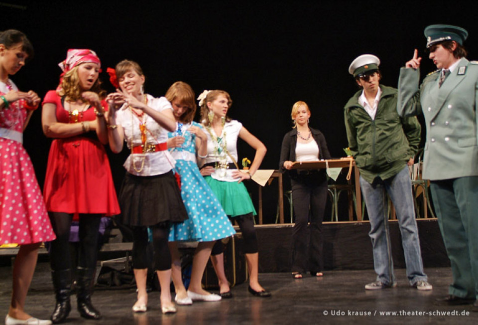 Bahnhofsgeschichten - Projekt Musiktheater, Kl. 7-13, Rouanet-Gymnasium Beeskow