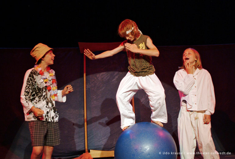 Kinderzirkus - Kinder der Aktiven Naturschule Templin