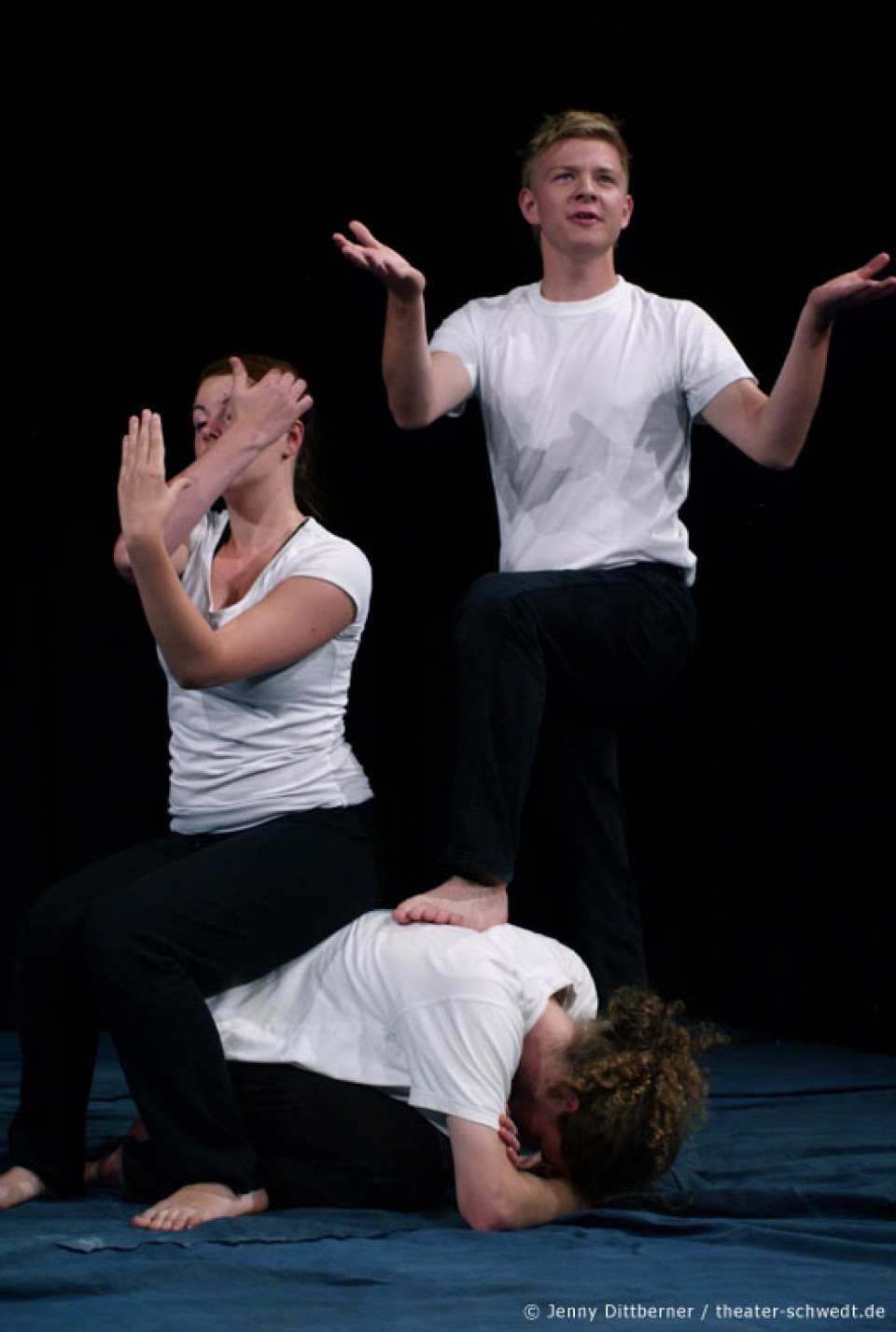 Portrait eines Planeten - Theater-AG Theattrobaten, Friedrich-Schiller-Gymnasium Königs Wusterhausen