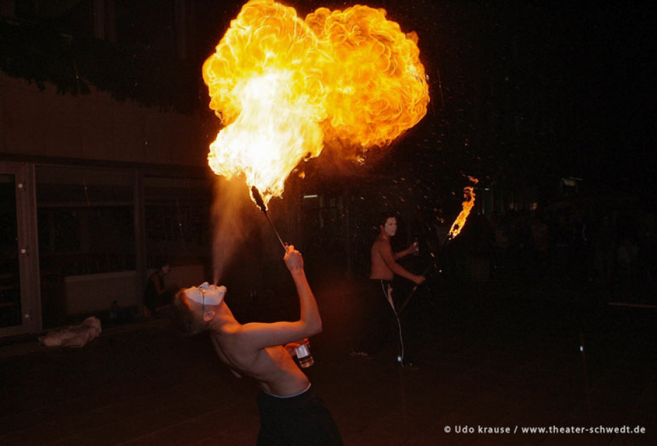 Feuershow - Teatr UHURU Gryfino