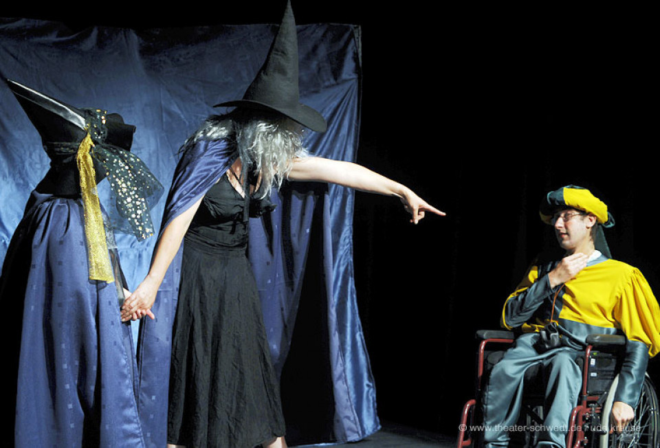 Rapunzel oder Sehnsucht nach Liebe, Bärenherz, Theatergruppe der Lebenshilfe Kreisvereinigung Uckermark