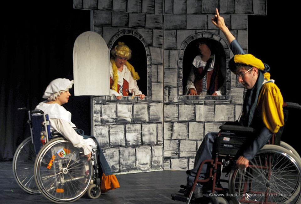 Rapunzel oder Sehnsucht nach Liebe, Bärenherz, Theatergruppe der Lebenshilfe Kreisvereinigung Uckermark