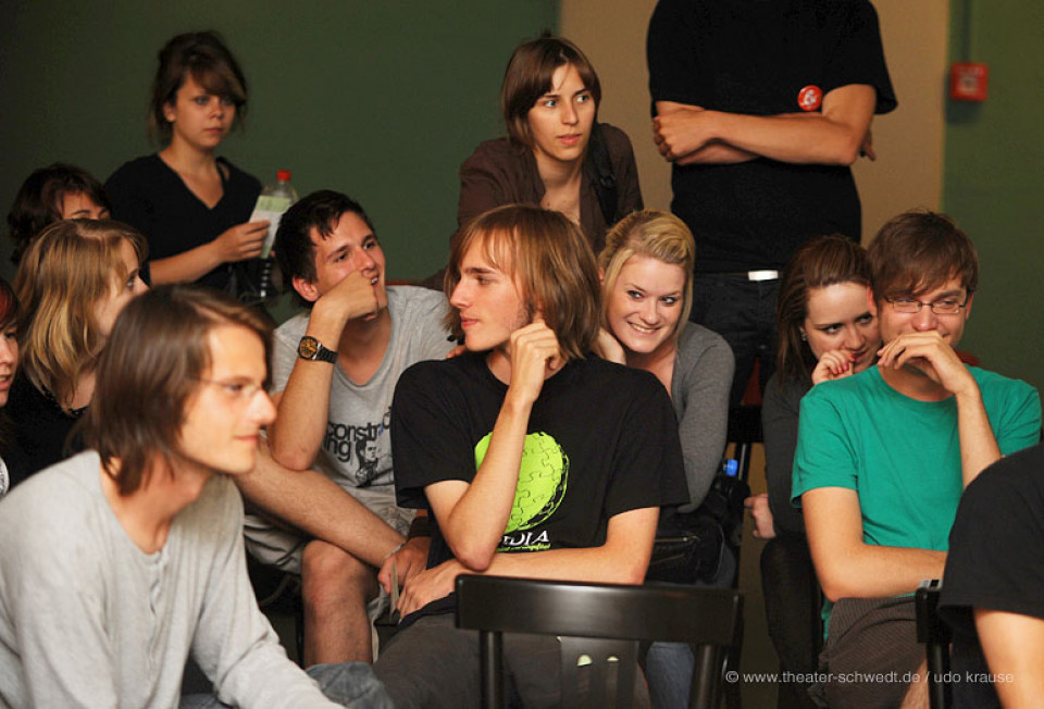 KriTisch zur Inszenierung Zwischen Folter und Liebe, Die Sodbrenner