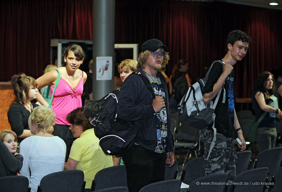 Deadline, Kurs Darstellendes Spiel, Klasse 12, Gymnasium im Stift Neuzelle