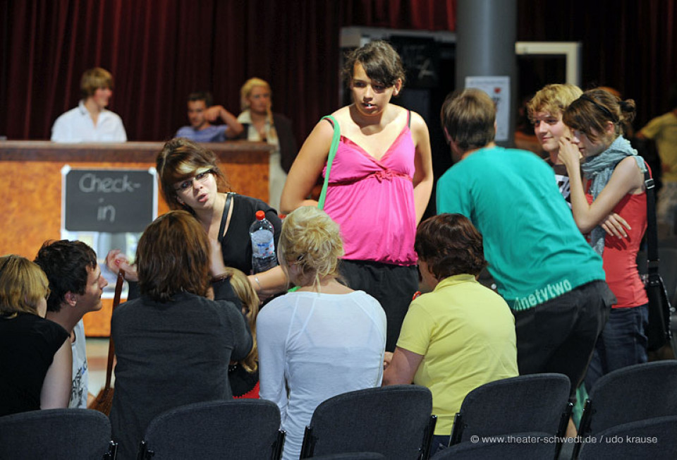 Deadline, Kurs Darstellendes Spiel, Klasse 12, Gymnasium im Stift Neuzelle