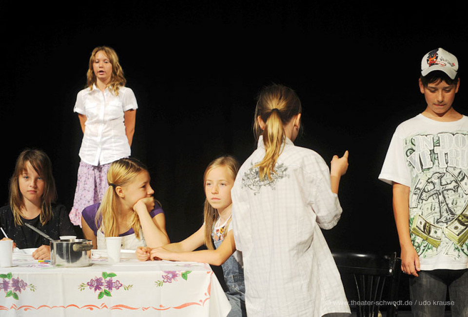 Papa in Panik, Die wilden Flöhe - Theater-AG der Astrid-Lindgren-Grundschule Schwedt