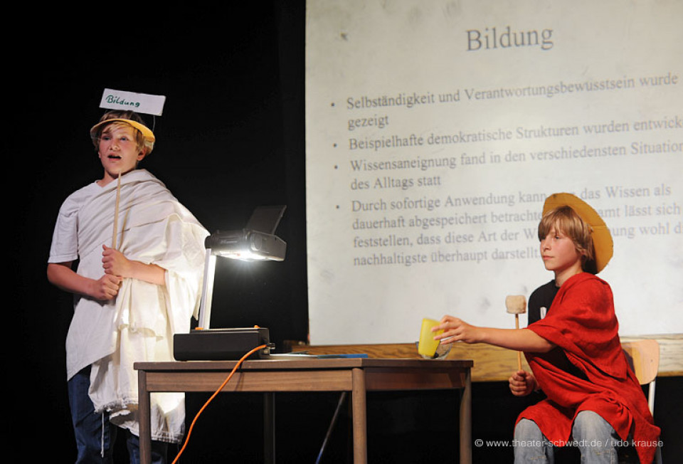 Der große Husten oder Kinder an die Macht, Theatergruppe der Aktiven Naturschule Templin