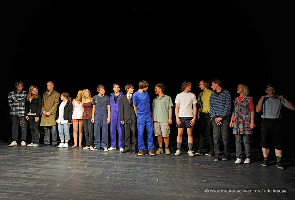 Stücke aus dem Leben, Kurs Darstellendes Spiel, Klasse 11, Gymnasium Bertolt Brecht Bad Freienwalde