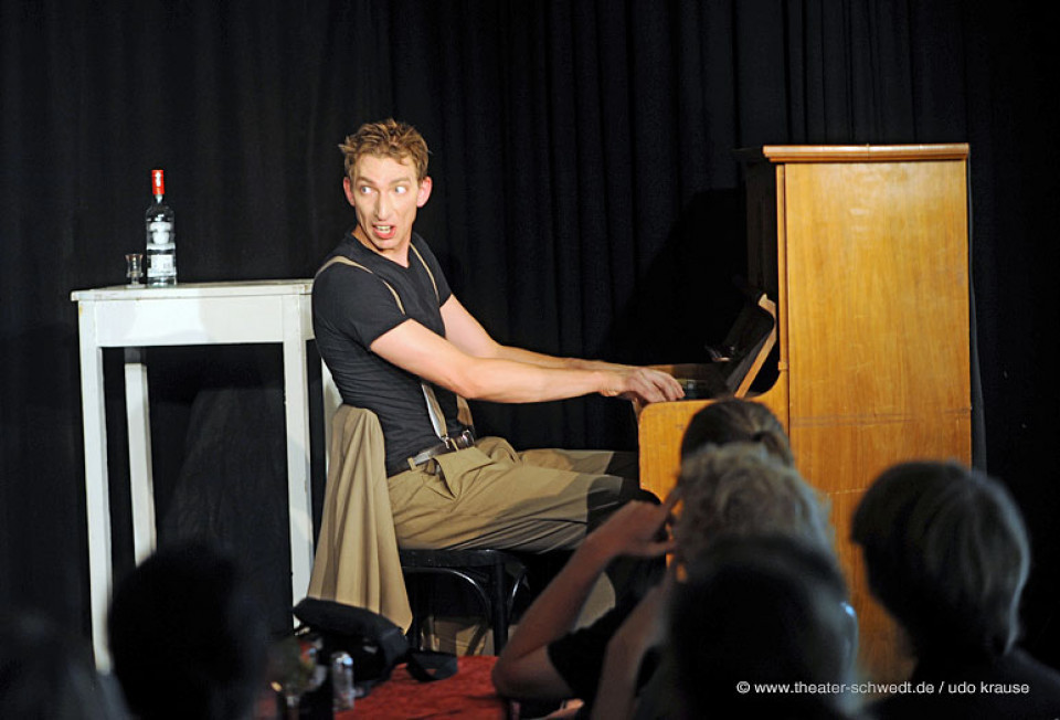 Liebesrau(s)ch - Monolog eines Nichtrauchers, Daniel Heinz, Theater Frankfurt