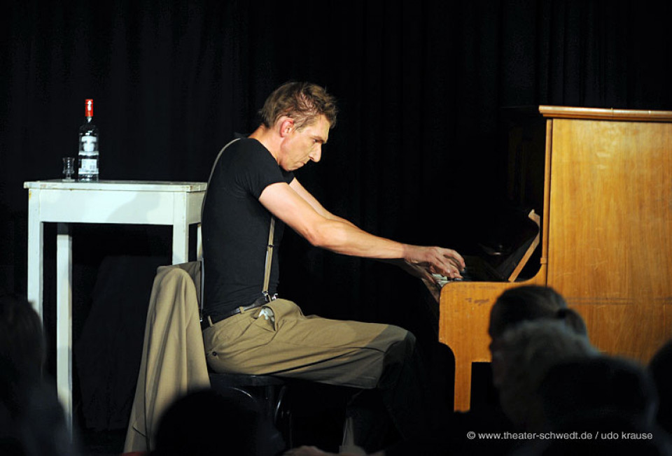 Liebesrau(s)ch - Monolog eines Nichtrauchers, Daniel Heinz, Theater Frankfurt