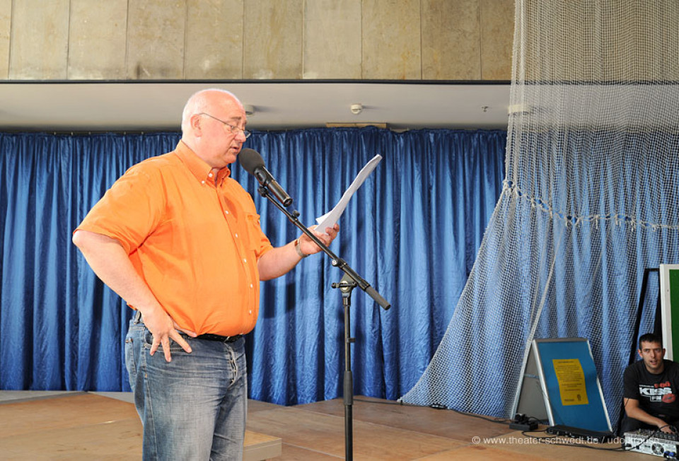 Eröffnung des 17. Schultheaterfestes; Intendant Reinhard Simon