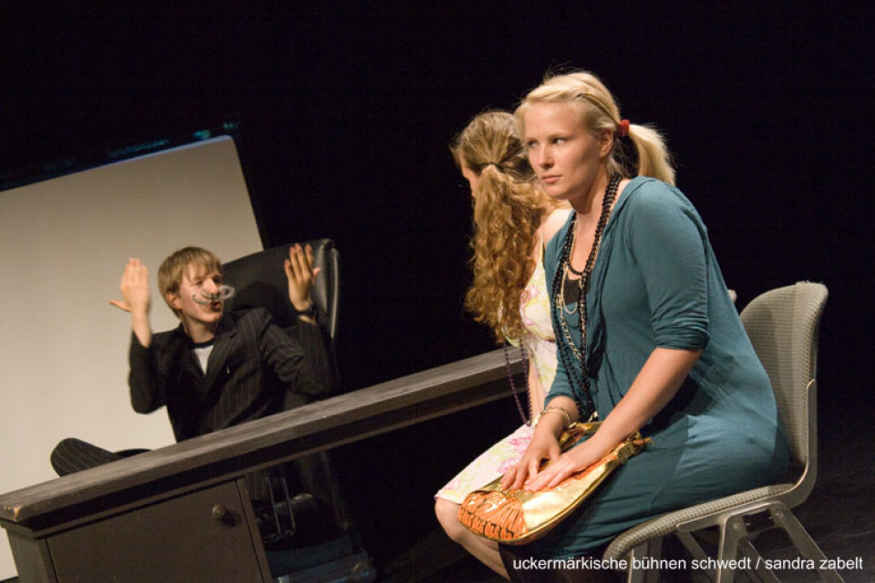 Es wird einmal ... / Kurs Darstellendes Spiel, Kl. 12, Rouanet-Gymnasium Beeskow