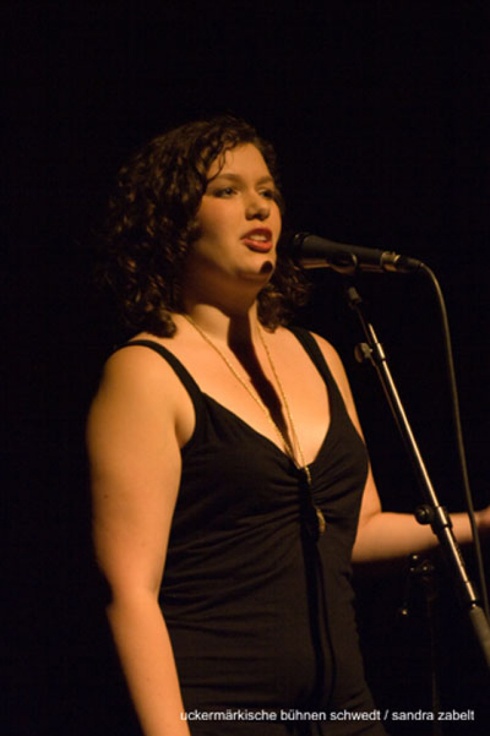 Liebelei - Spiegelei / Kurs Darstellendes Spiel, Kl. 13, Gymnasium im Stift Neuzelle