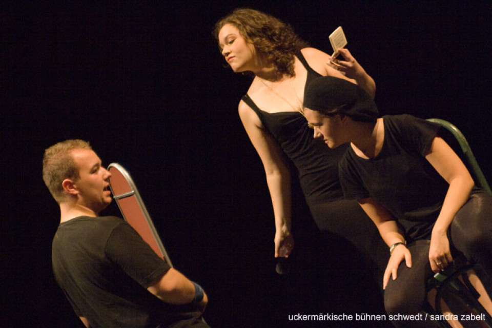 Liebelei - Spiegelei / Kurs Darstellendes Spiel, Kl. 13, Gymnasium im Stift Neuzelle