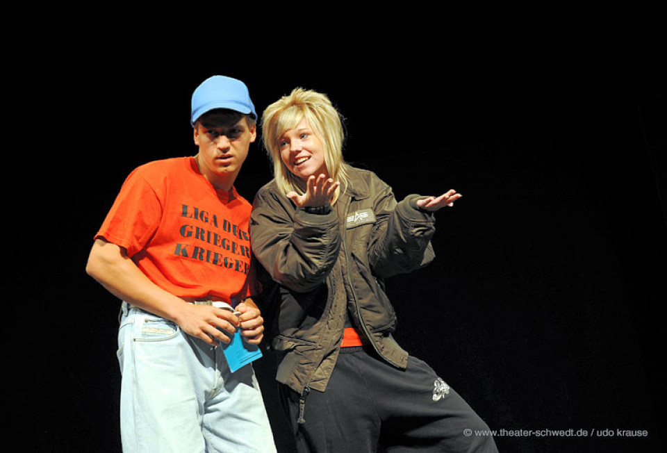 Deutschland, deine Teenies / LDK Darstellen und Gestalten, Kl. 10, Gauß-Gymnasium Schwedt