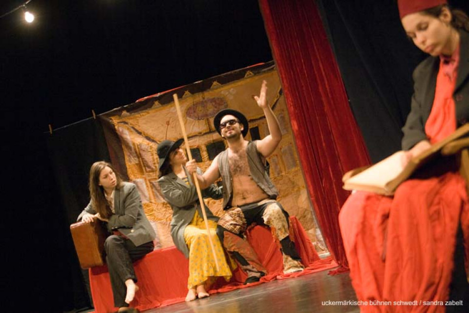 La Notte dei Giganti / Studio Novecento Milano, Italien