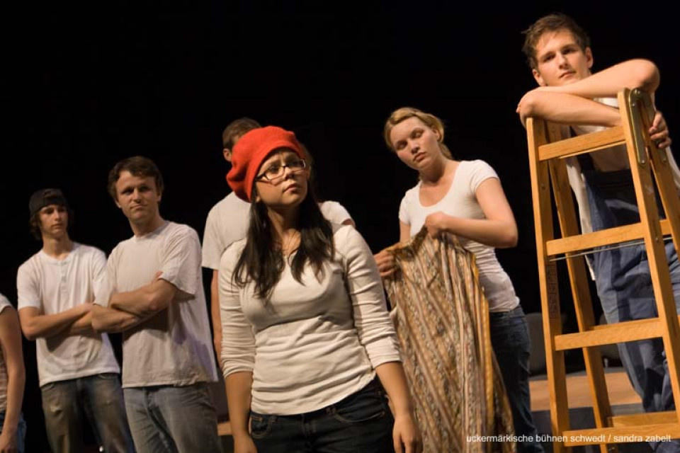 Alle Helden sterben viel zu früh / Theater an der Wendeschleife Cottbus