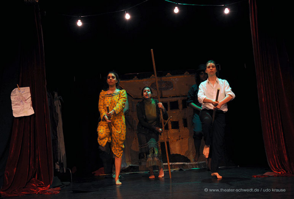 La Notte dei Giganti / Studio Novecento Milano, Italien