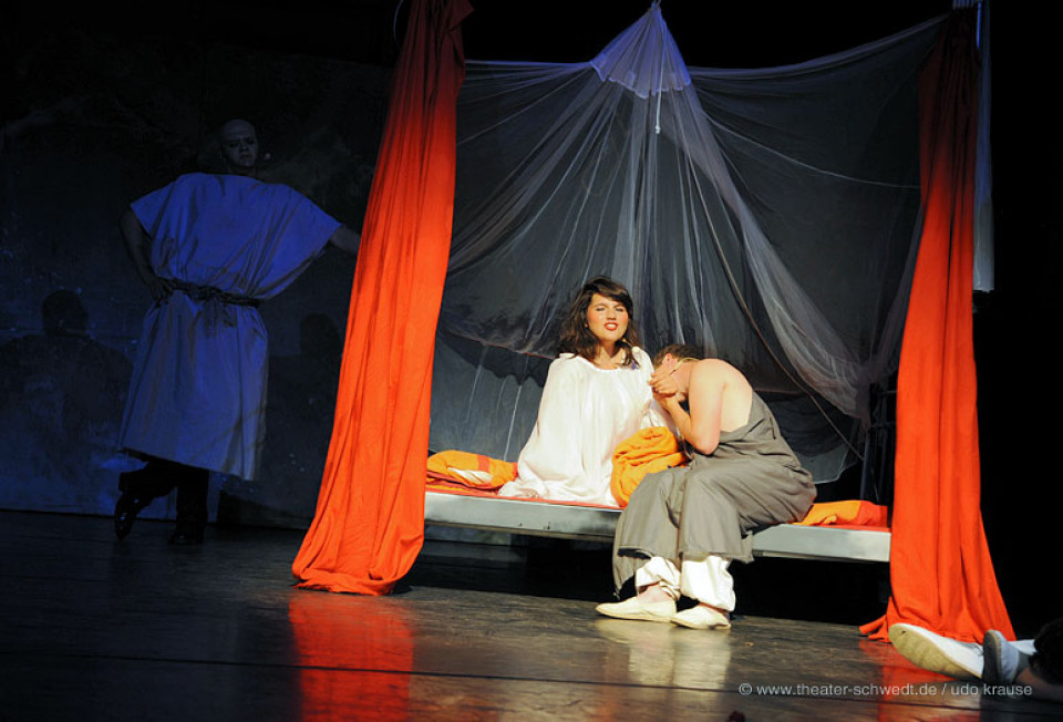 Die schöne Helena / Leonardo-Da-Vinci-Kinder- und Jugendtheater Nauen