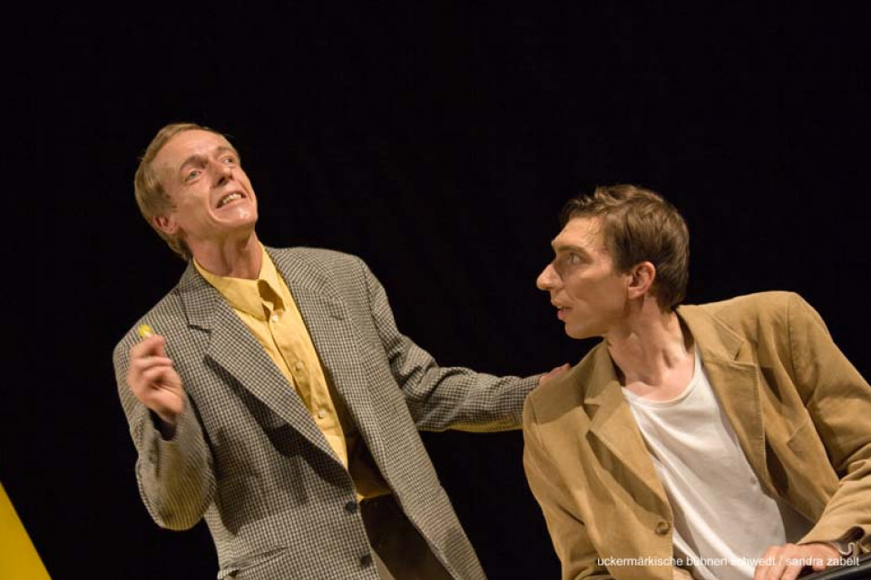 Das Labyrinth / Theaterschule für Körper & Bildung und Theater Frankfurt (Oder)