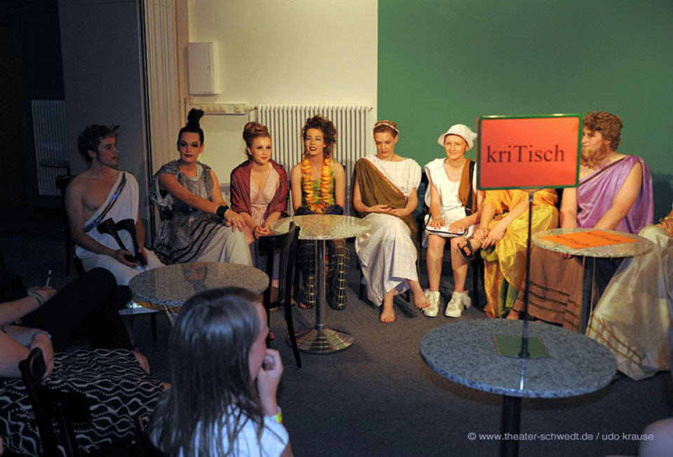 KriTisch zu Götter! (sind auch nur Menschen) / Theater am Weinberg, Weinberg-Gymnasium Kleinmachnow