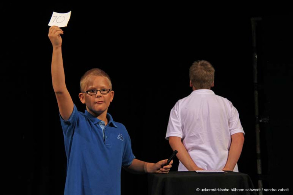 Zauberkids / Theater-AG der Nordend-Schule Eberswalde