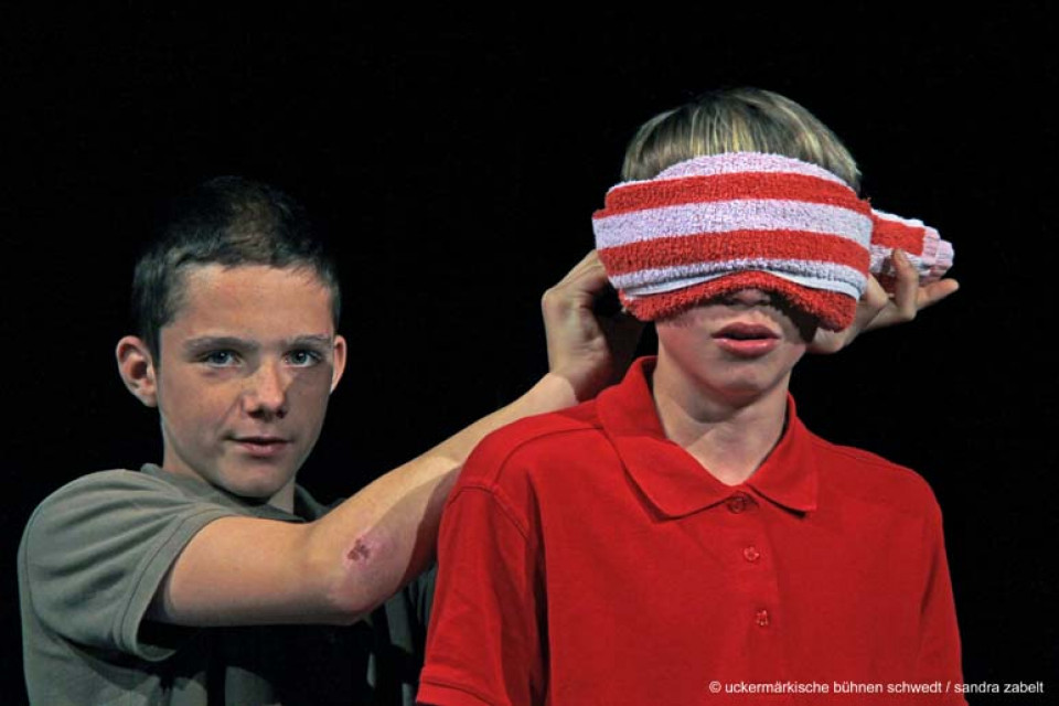 Zauberkids / Theater-AG der Nordend-Schule Eberswalde