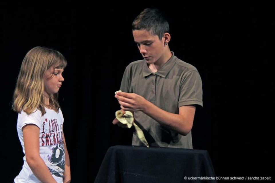 Zauberkids / Theater-AG der Nordend-Schule Eberswalde