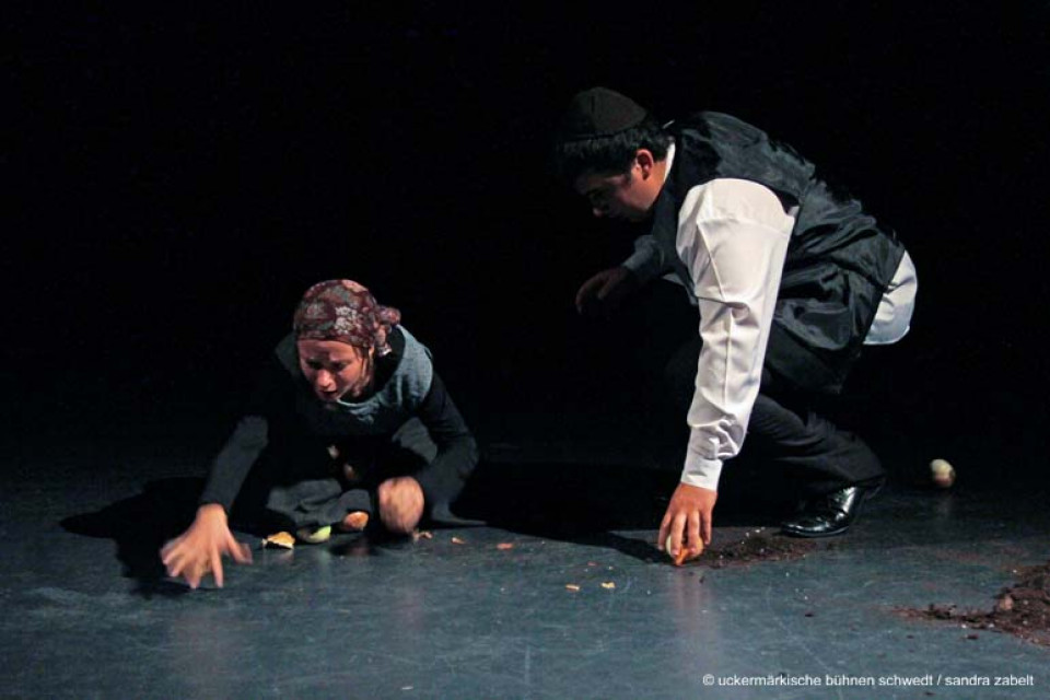 Duft / Teatr Kod, Debno