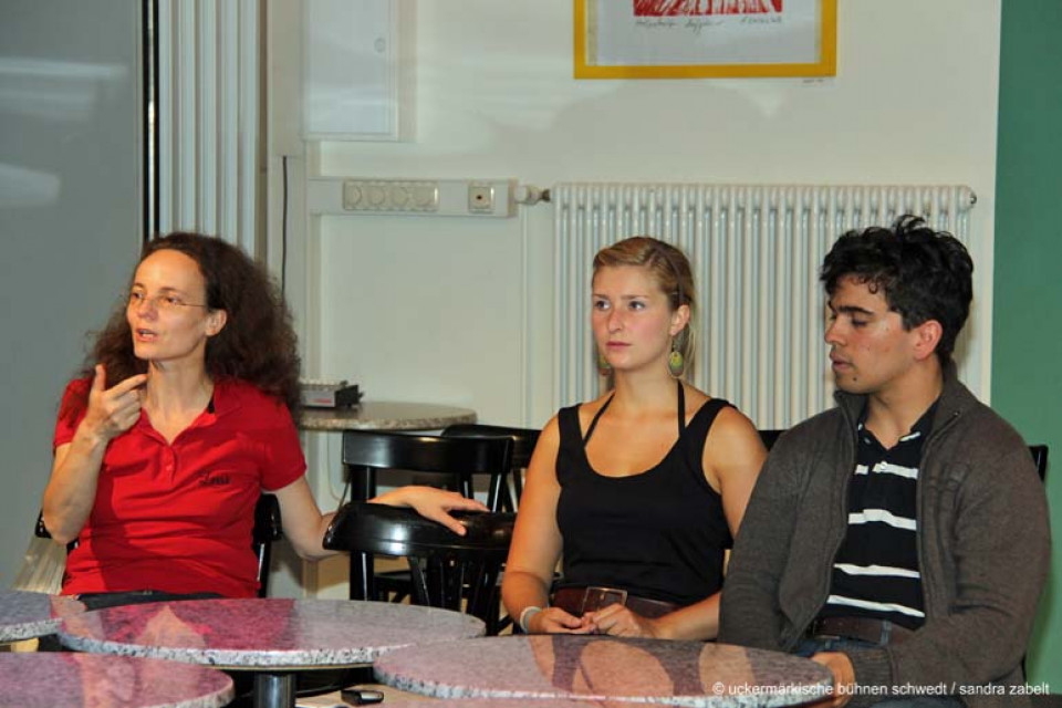 KriTisch zu Sonjas Entscheidung / Uckermärkische Bühnen Schwedt