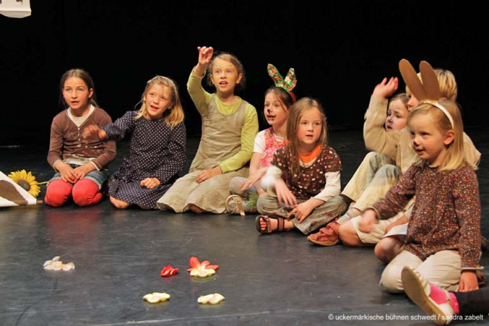 Der Hasenkalender / Kinderchor und Instrumentalensemble der Uckermärkischen Musik- und Kunstschule Angermünde