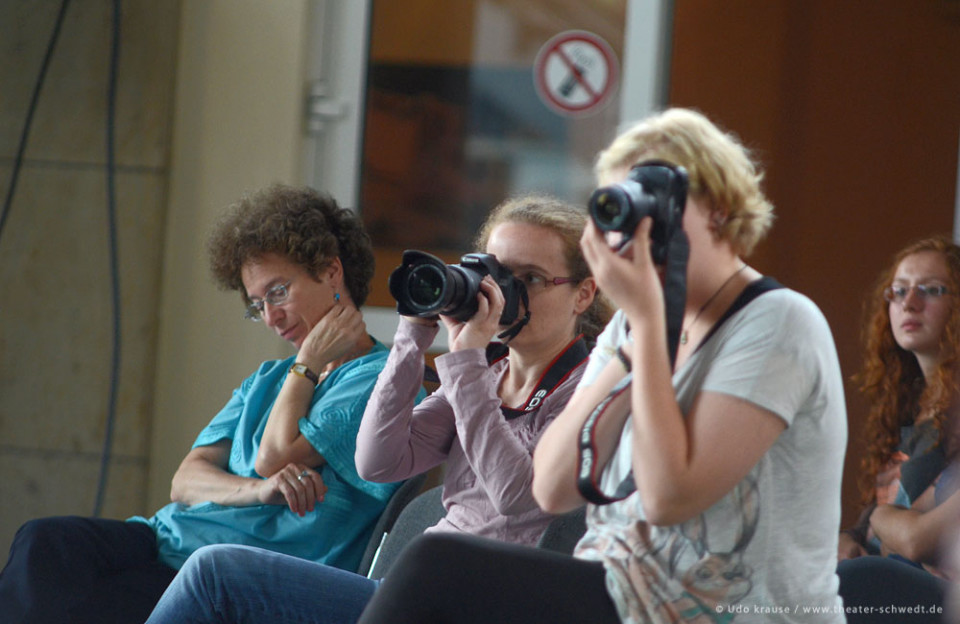 Während der Vorstellung Der Drache - Theater-AG des Leonardo-Da-Vinci Campus Nauen