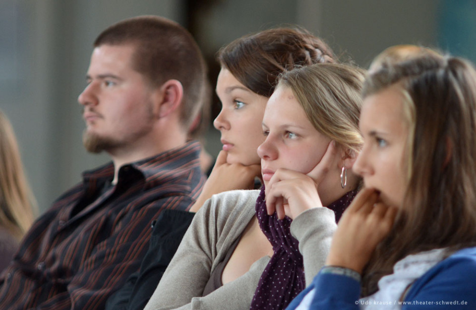 Während der Vorstellung Der Drache - Theater-AG des Leonardo-Da-Vinci Campus Nauen