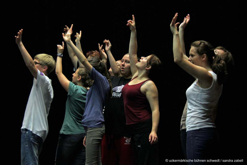Werkstatt: Spielerische Improvisation - Leitung: Janusz Janiszewski, Theaterpädagoge und Regisseur