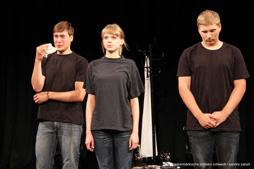 Brecht! - Kurs Darstellendes Spiel, 4. Semester, Bertolt-Brecht-Gymnasium Bad Freienwalde