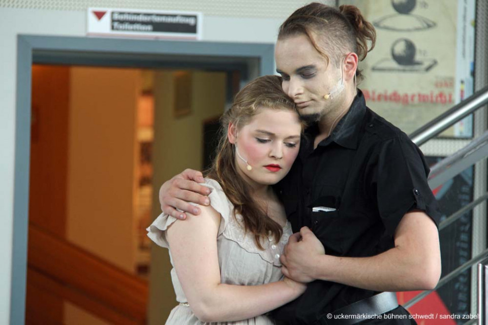 Der Drache - Theater-AG des Leonardo-Da-Vinci Campus Nauen