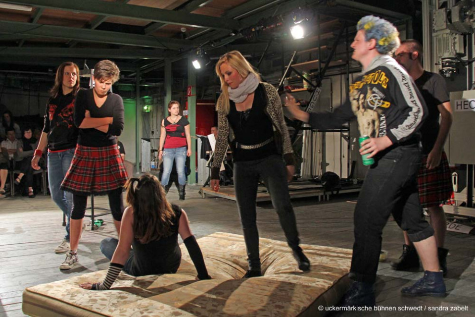 DNA - MuT-Klub, Theaterjugendclub der ubs