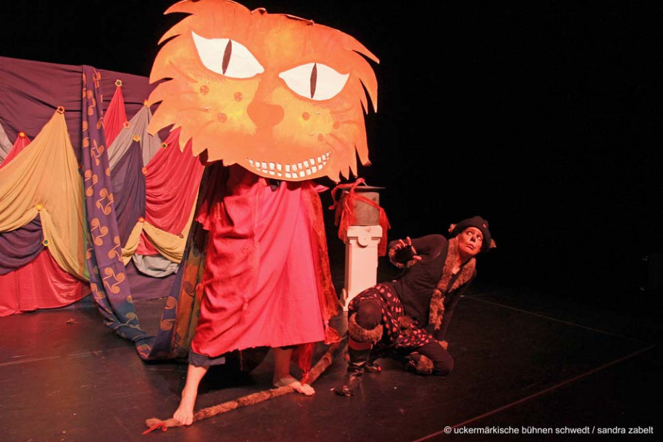 Der gestiefelte Kater - Theater Frankfurt / Theaterschule für Körper & Bildung Frankfurt (Oder)