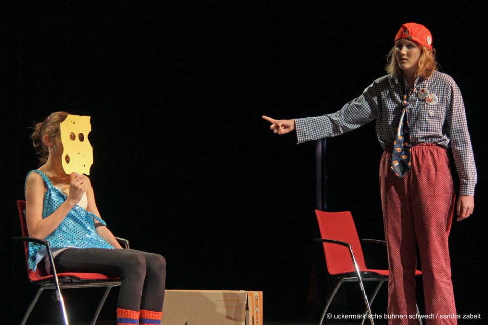 Mr. Pilks Irrenhaus - Nachwuchsjugendgruppe des Kinder- und Jugendtheaters Stolperdraht Schwedt e. V.