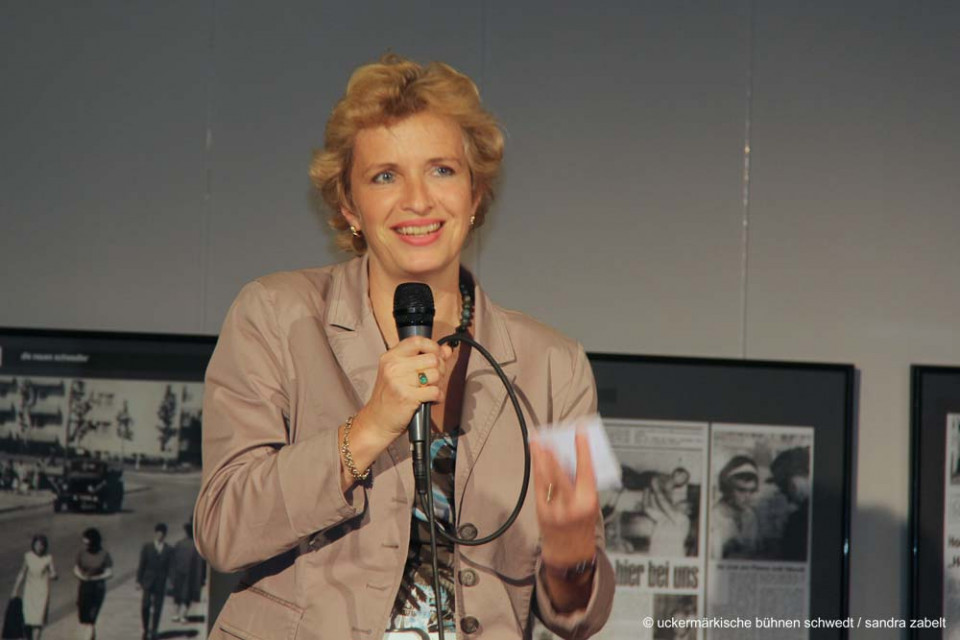 Wie war's? - Resümee des 19. Schultheaterfestes - Dr. Martina Münch, Ministerin für Jugend, Bildung und Sport