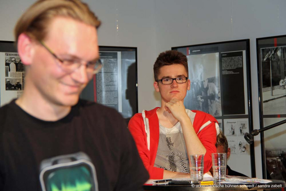 Wie war's? - Resümee des 19. Schultheaterfestes - die Moderatoren: Lorenz Vögel und Ortwin Bader