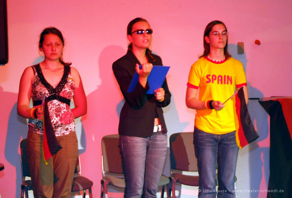 Du bist der Anpfiff, du Rasenbeißer! / FinowerKulturKabarett Kl. 10-13, Gymnasium Eberswalde-Finow